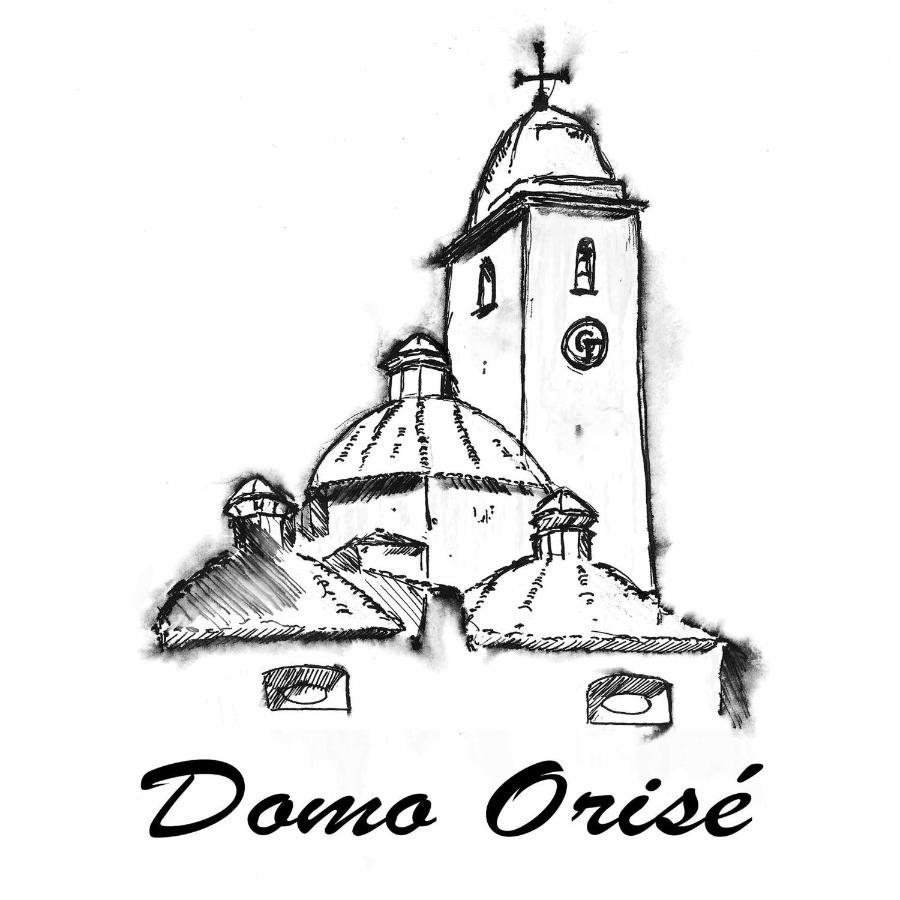 Domo Orise Alloggio In Pieno Centro Orosei Exterior photo