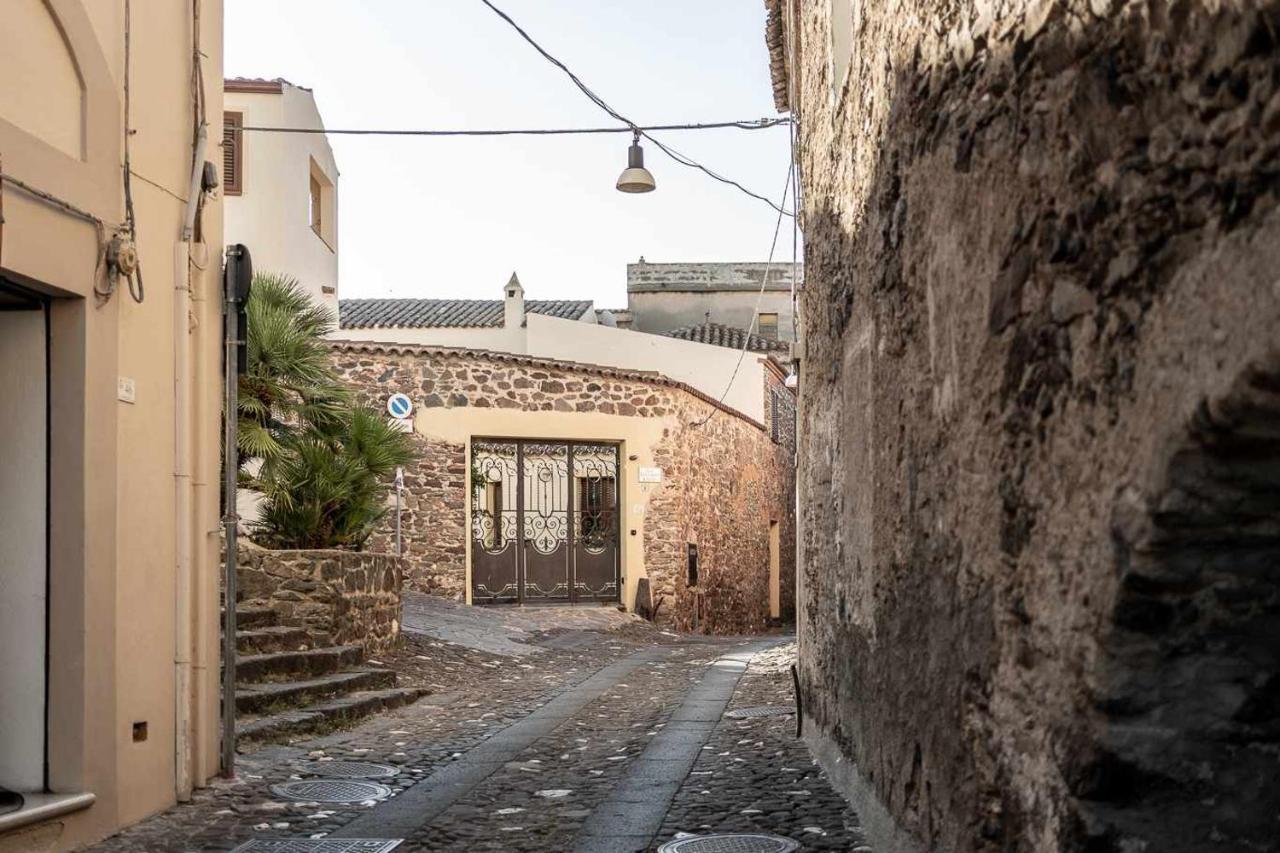 Domo Orise Alloggio In Pieno Centro Orosei Exterior photo